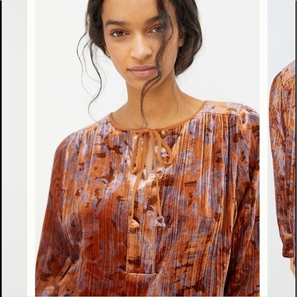 Anthropologie Faustine Velvet Peasant Blouse - Picture 3 of 7